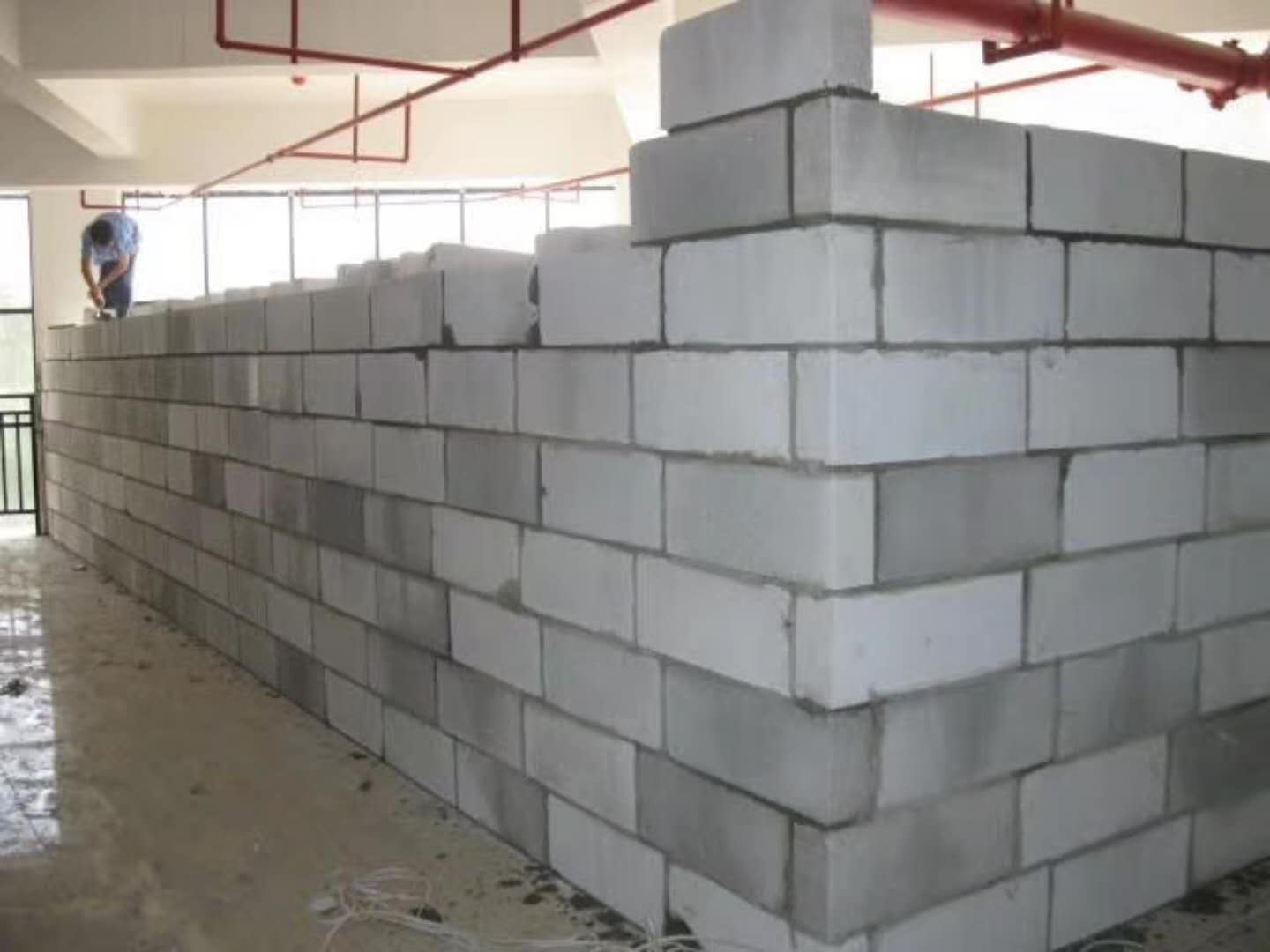 藁城蒸压加气混凝土砌块承重墙静力和抗震性能的研究